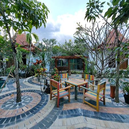 The Satu Stay Kayen Kejayan Exterior foto